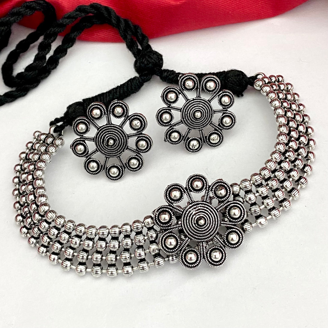 Twinkling German Silver Oxidised Choker - Kanyaa