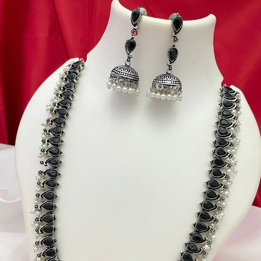 Superb Black Stone Carry Shape Oxidised Haram Set - Kanyaa