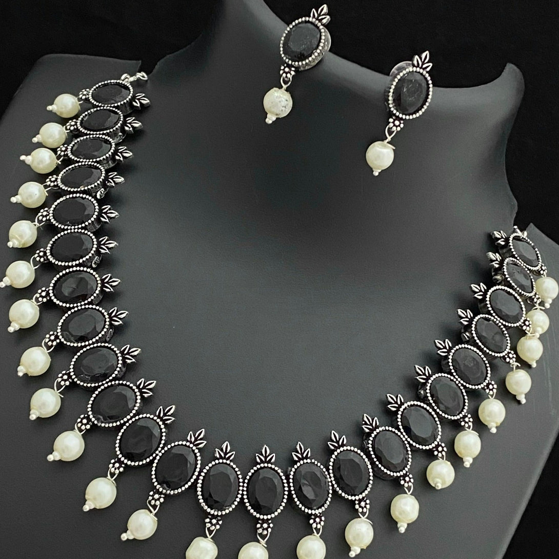 Oval Black Shape Oxidised Necklace Set - Kanyaa